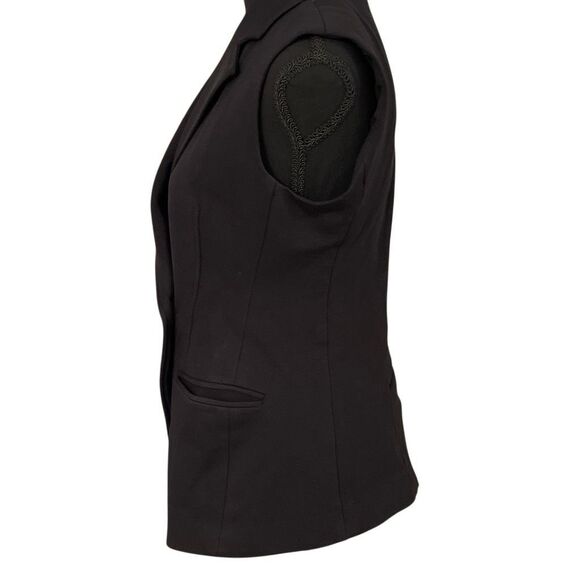 SPANX Women’s Perfectly Asymmetric Tailored Single Button Vest - Picture 4 of 11